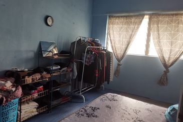 Flat PKNS, Seksyen 24