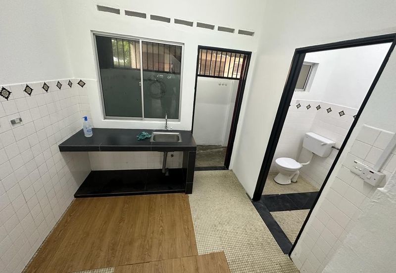 Jalan Bunga Cempaka 14