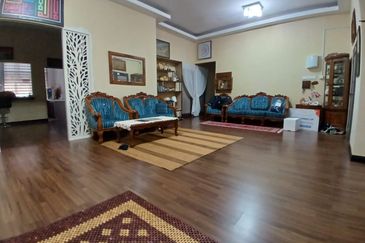 TAMAN ANGGERIK UTAMA