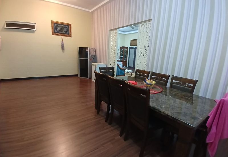 TAMAN ANGGERIK UTAMA