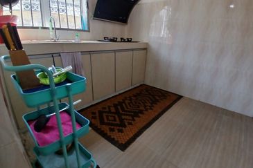 TAMAN ANGGERIK UTAMA