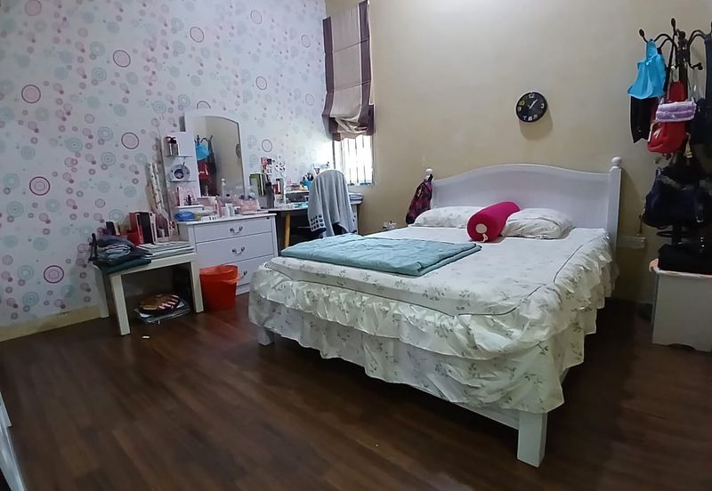 TAMAN ANGGERIK UTAMA