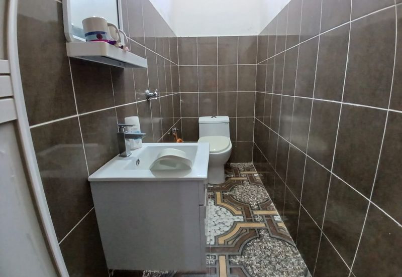 TAMAN ANGGERIK UTAMA