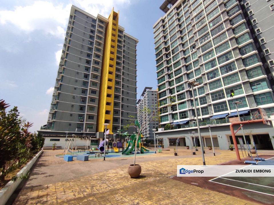 For Sale Vista Alam Serviced Apartment Shah Alam, End Lot Unit Renovated, LUAS DAN AMAN. , Selangor, Shah Alam