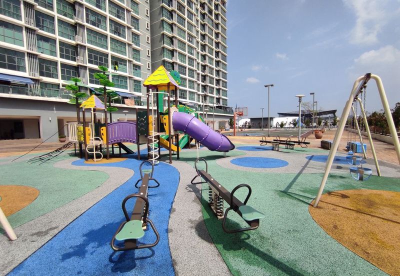 Vista Alam Serviced Apartment