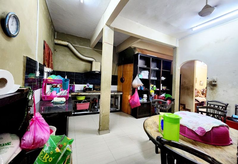 FOR SALE   Renovated Jalan Tanjung Agas  Jalan Kebun Seksyen 30  Single Storey House  Shah Alam.