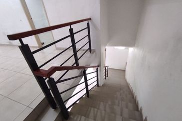 Taman Muzaffar Heights