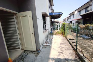 Taman Muzaffar Heights