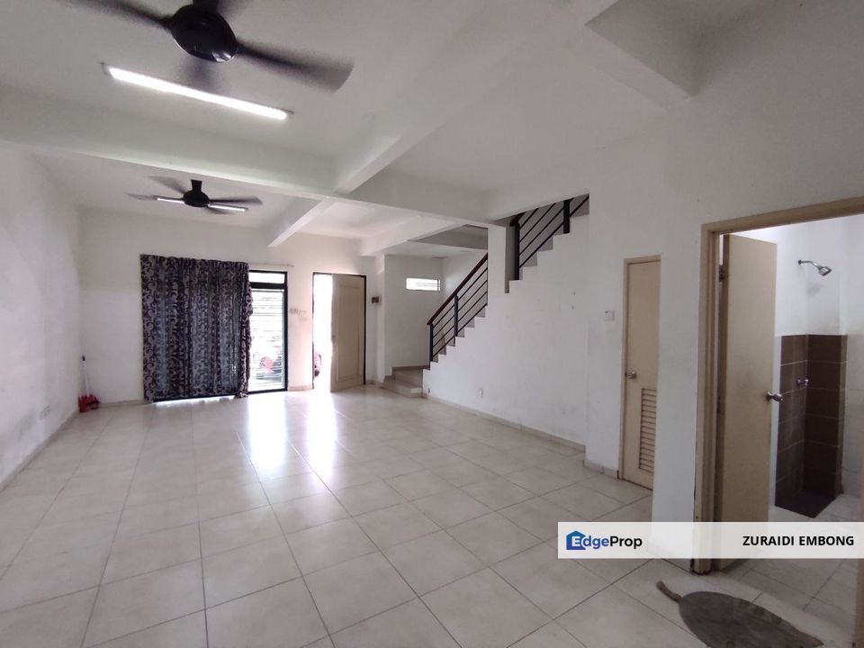 FOR SALE Double Storey Link (Inter unit)  Taman Muzaffar Heights,  Scientex Ayer Keroh, Melaka, Ayer Keroh