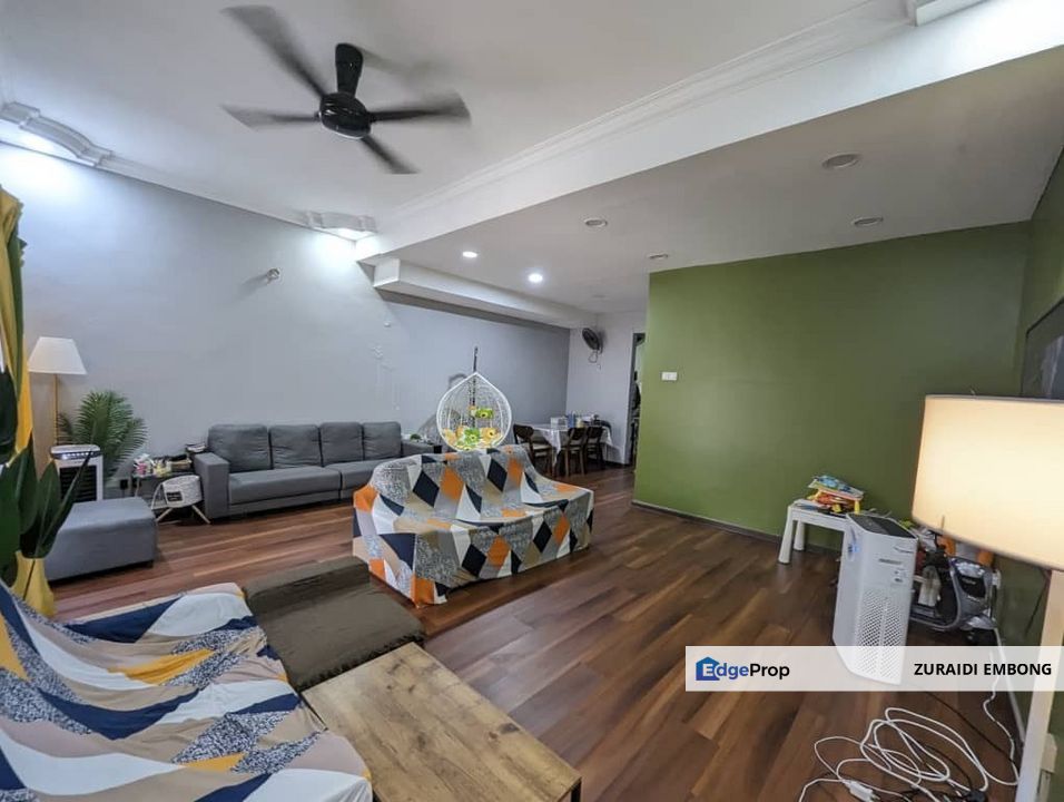 TO SALE Taman Baiduri Double Storey Intermediate Dengkil, Selangor, Dengkil