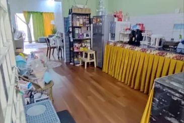 Taman Baiduri, Dengkil