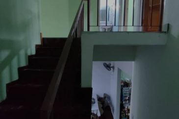 Taman Baiduri, Dengkil