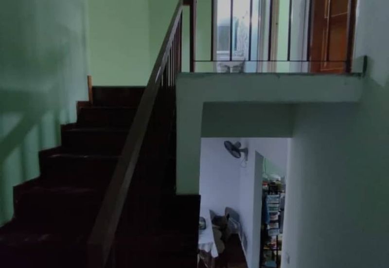 Taman Baiduri, Dengkil