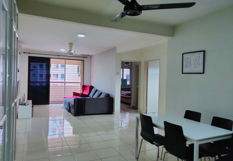 Putra Villa Kondominium