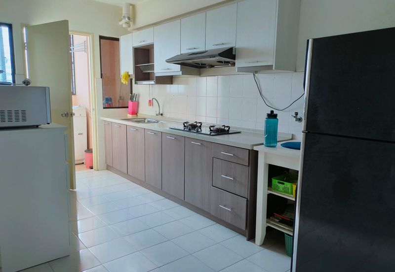 Putra Villa Kondominium