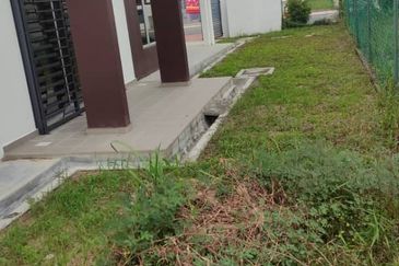 FOR SALE Taman Mawar 2, Jalan Lombong Perak 3, Kg Lombong, Seksyen 29 Kota Kemuning Shah Alam