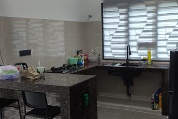 FOR SALE Taman Mawar 2, Jalan Lombong Perak 3, Kg Lombong, Seksyen 29 Kota Kemuning Shah Alam