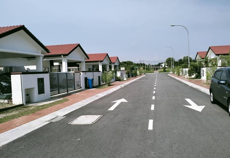 FOR SALE Taman Mawar 2, Jalan Lombong Perak 3, Kg Lombong, Seksyen 29 Kota Kemuning Shah Alam