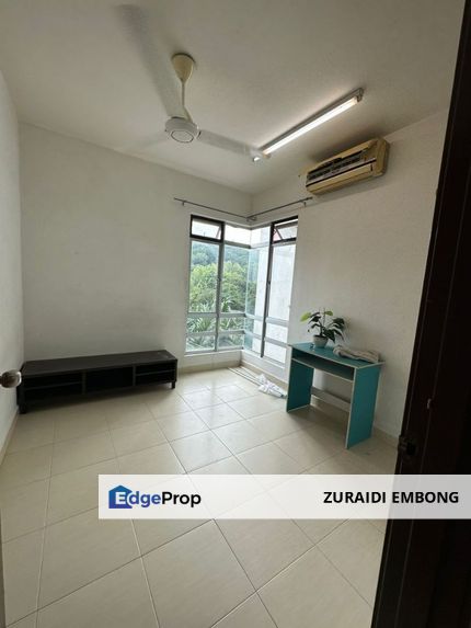 FOR RENT / UNTUK DISEWA Villa Park Condominium Seri Kembangan 2 Parking Lot, Selangor, Seri Kembangan