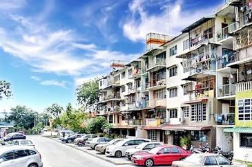 Flat PKNS, Seksyen 18