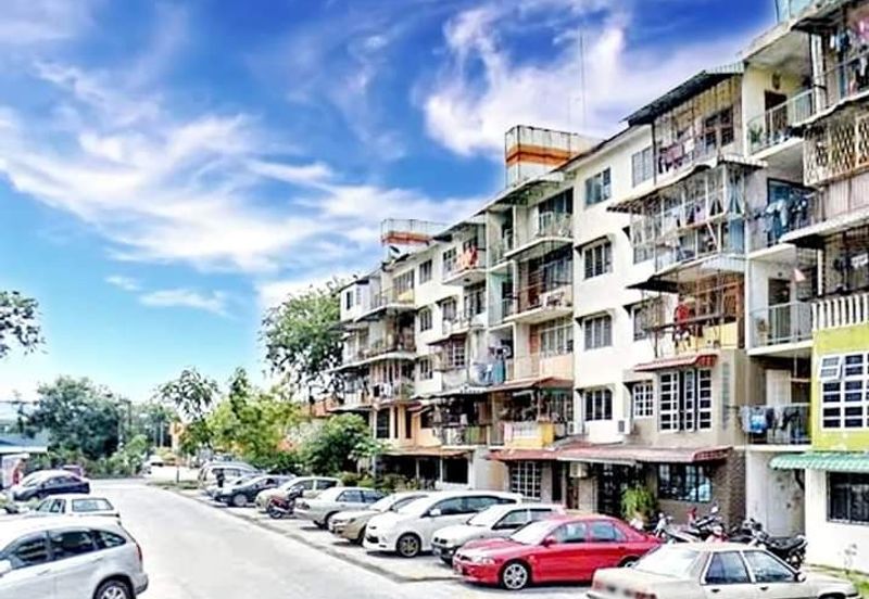 Flat PKNS, Seksyen 18