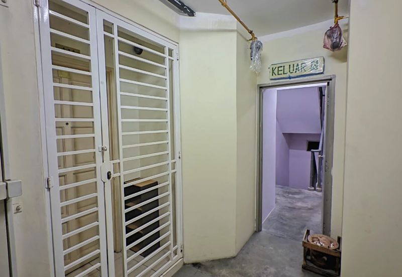 PUNCAK BANYAN CONDOMINIUM