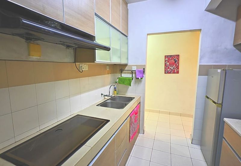 PUNCAK BANYAN CONDOMINIUM