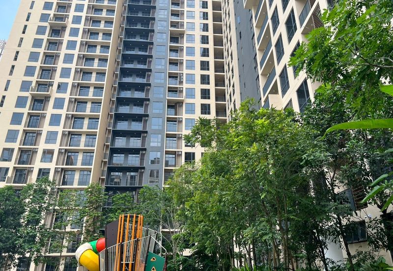 Henna Residence @ The Quartz