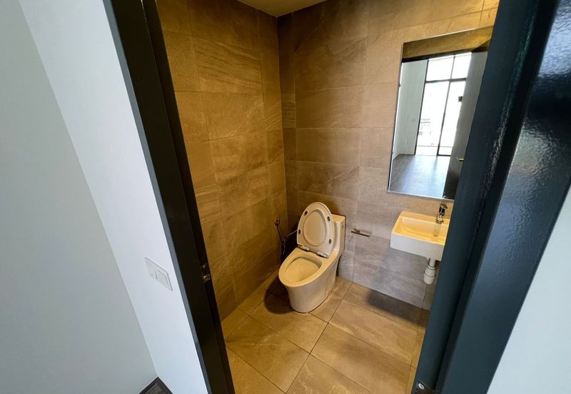 Henna Residence @ The Quartz