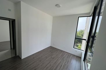 Henna Residence @ The Quartz