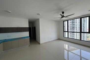 Henna Residence @ The Quartz