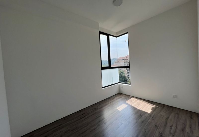 Henna Residence @ The Quartz