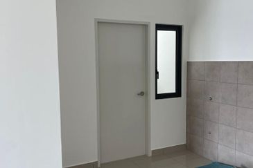 FOR SALE M Adora, Wangsa Melawati  Wangsa Maju Kuala Lumpur   4 Rooms 2 Parking Lot