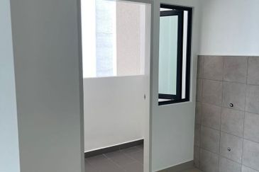 FOR SALE M Adora, Wangsa Melawati  Wangsa Maju Kuala Lumpur   4 Rooms 2 Parking Lot