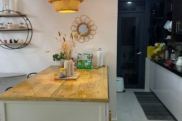 SkyMeridien @ Sentul East