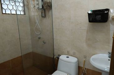 Sri Kinabalu Condominium