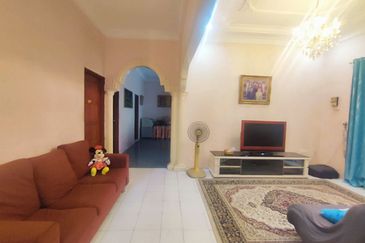 FOR SALE / UNTUK DIJUAL Banglo Setingkat Renovated Selayang Baru Gombak Selangor 