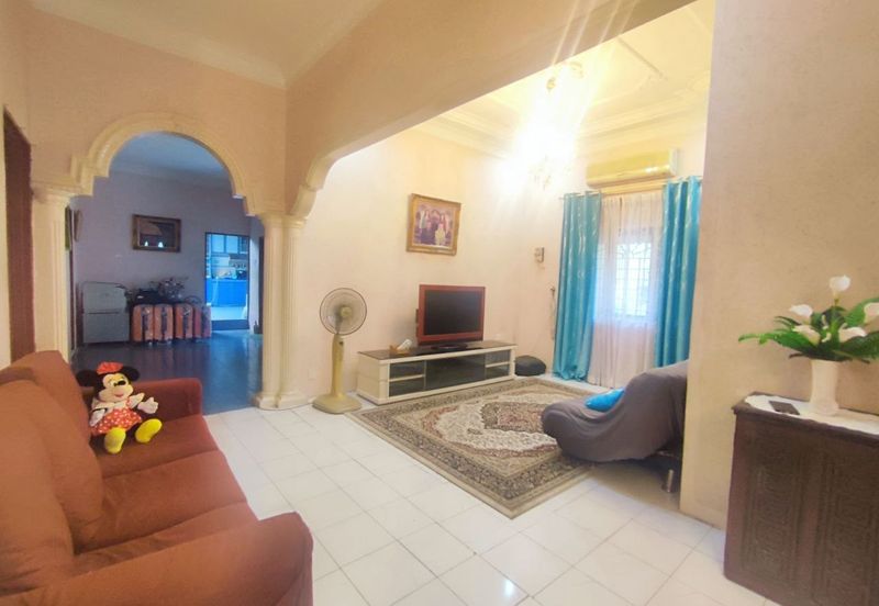 FOR SALE / UNTUK DIJUAL Banglo Setingkat Renovated Selayang Baru Gombak Selangor 