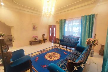 FOR SALE / UNTUK DIJUAL Banglo Setingkat Renovated Selayang Baru Gombak Selangor 