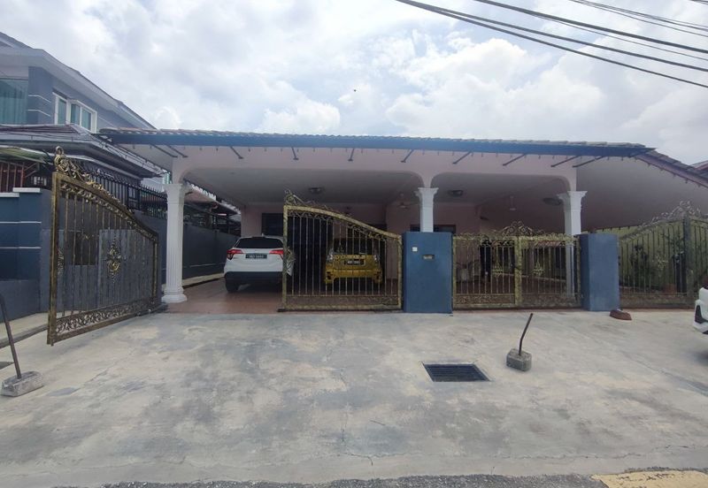 FOR SALE / UNTUK DIJUAL Banglo Setingkat Renovated Selayang Baru Gombak Selangor 