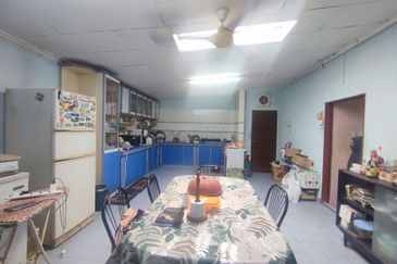 FOR SALE / UNTUK DIJUAL Banglo Setingkat Renovated Selayang Baru Gombak Selangor 