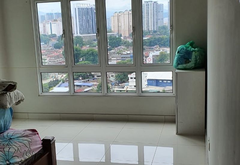 Royal Regent Sri Putramas III