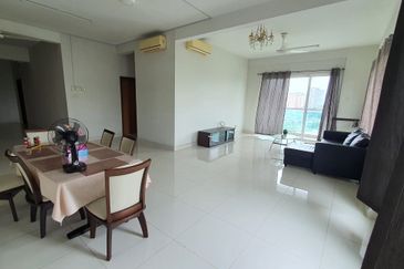 Royal Regent Sri Putramas III