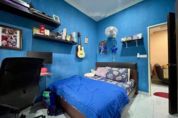 FOR SALE / UNTUK DIJUAL Taman Bayu Sekamat Kajang Double Storey Freehold Non Bumi Renovated Unit