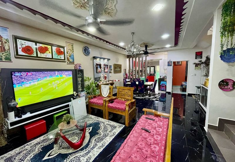 FOR SALE / UNTUK DIJUAL Taman Bayu Sekamat Kajang Double Storey Freehold Non Bumi Renovated Unit