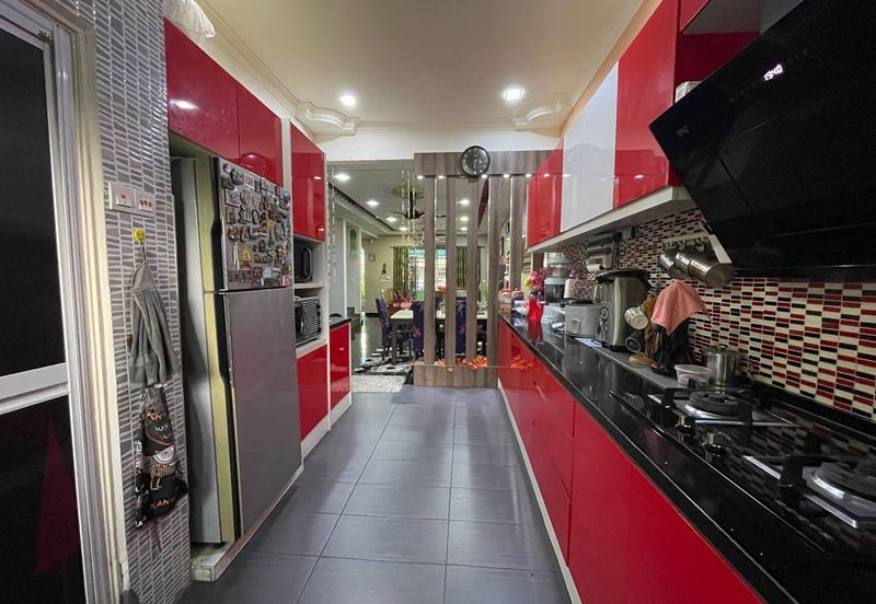 FOR SALE / UNTUK DIJUAL Taman Bayu Sekamat Kajang Double Storey Freehold Non Bumi Renovated Unit