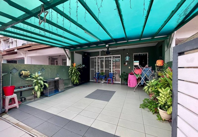 FOR SALE / UNTUK DIJUAL Taman Bayu Sekamat Kajang Double Storey Freehold Non Bumi Renovated Unit