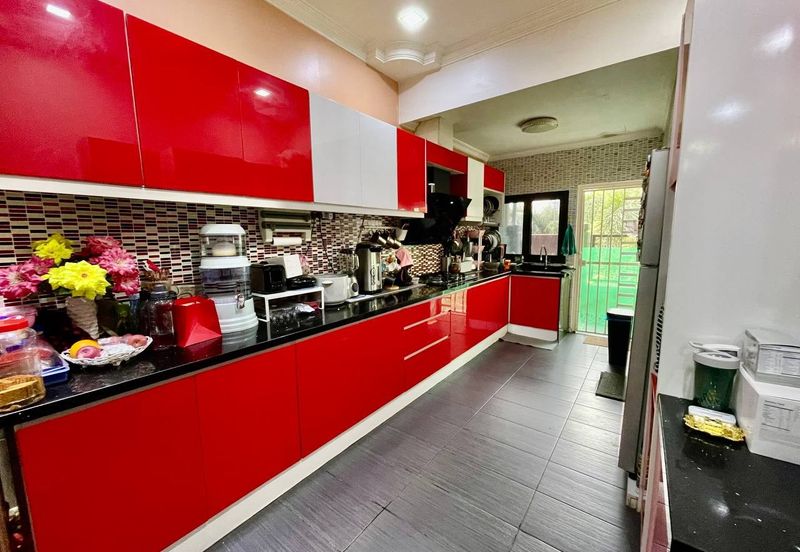 FOR SALE / UNTUK DIJUAL Taman Bayu Sekamat Kajang Double Storey Freehold Non Bumi Renovated Unit