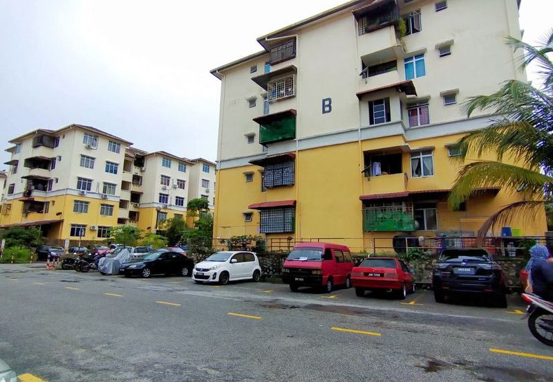 Sri Baiduri Apartment