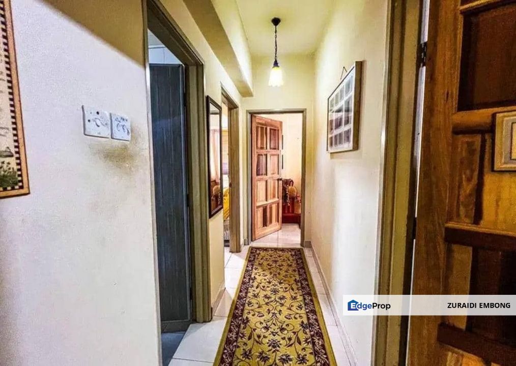 FOR SALE / UNTUK DIJUAL D’Alamanda Residence Pudu Ulu, Cheras  Kuala Lumpur (Corner unit Block A) parking dekat lift, Kuala Lumpur, Cheras